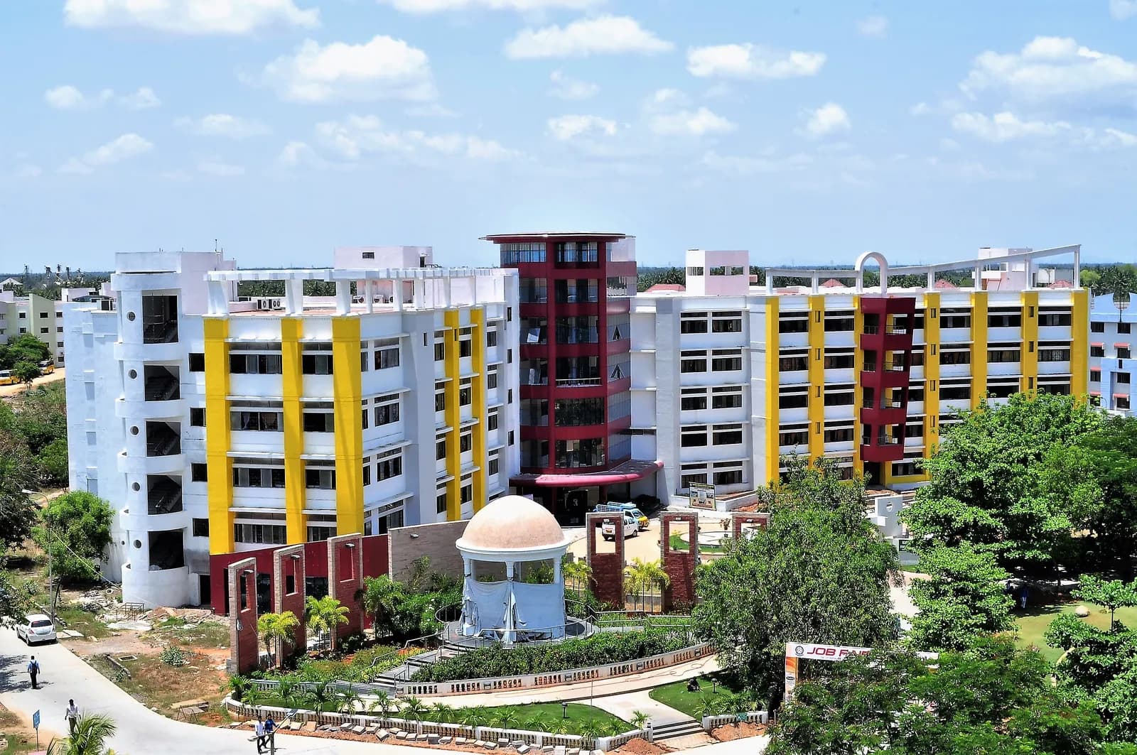 Manakula Vinayagar Institute of Technology campus