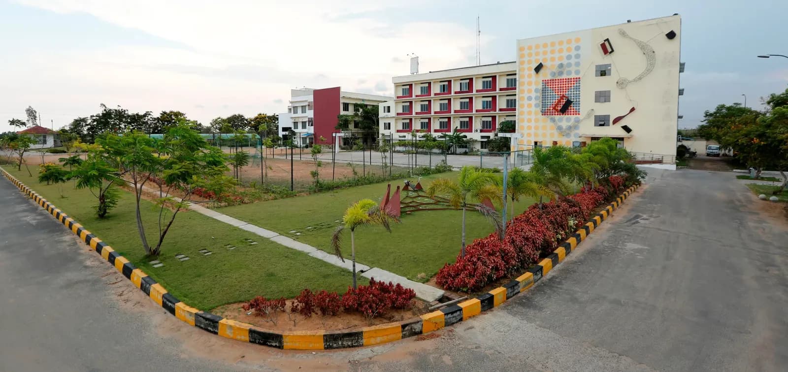MARG Institute of Design & Architecture (MIDAS) campus